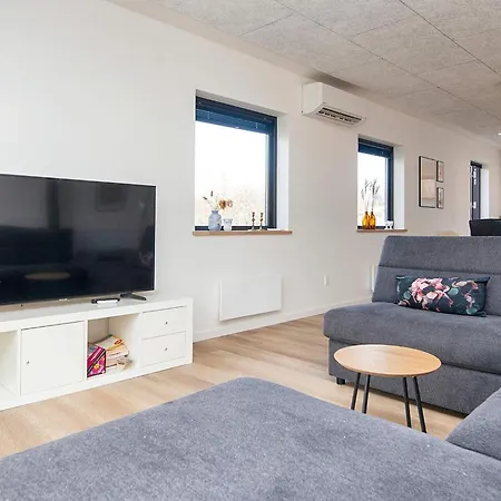 Beachfront Bliss In Kegnaes Ferienhaus