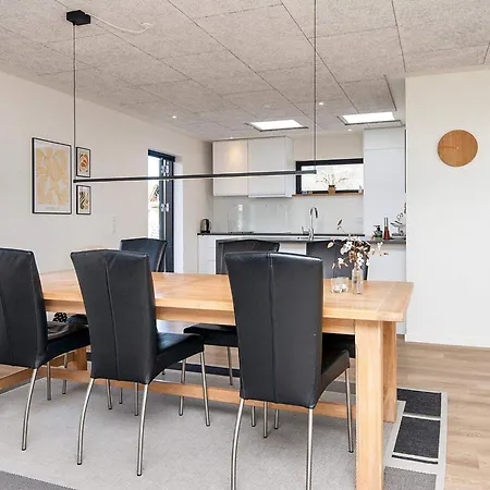 Beachfront Bliss In Kegnaes - By Traum *